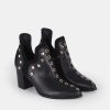 Cuadrado Punky Boots | Punky Boots Negras Con Tacon Tachas Doradas 7Cm