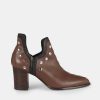 Cuadrado Punky Boots | Punky Boots Avellana Con Tacon Tachas Plata 7Cm